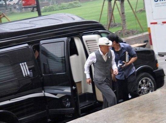 新疆网友押车爆料视频播放